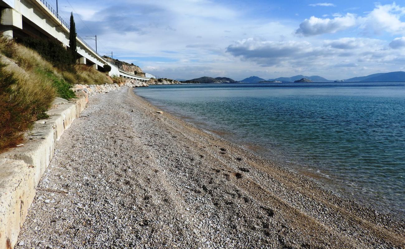 Foto af Vardaris 3rd beach med let fin sten overflade