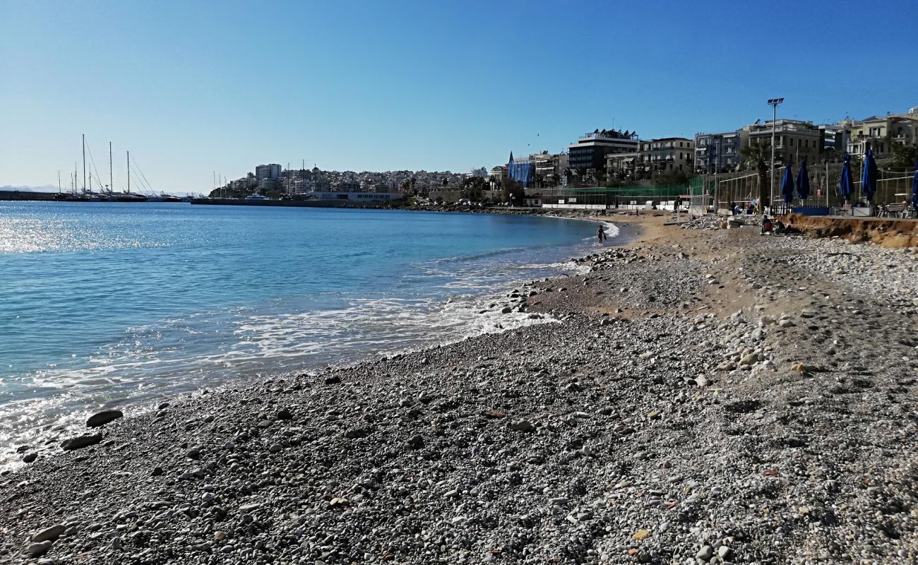 Foto af Votsalakia beach med sort sand og småsten overflade