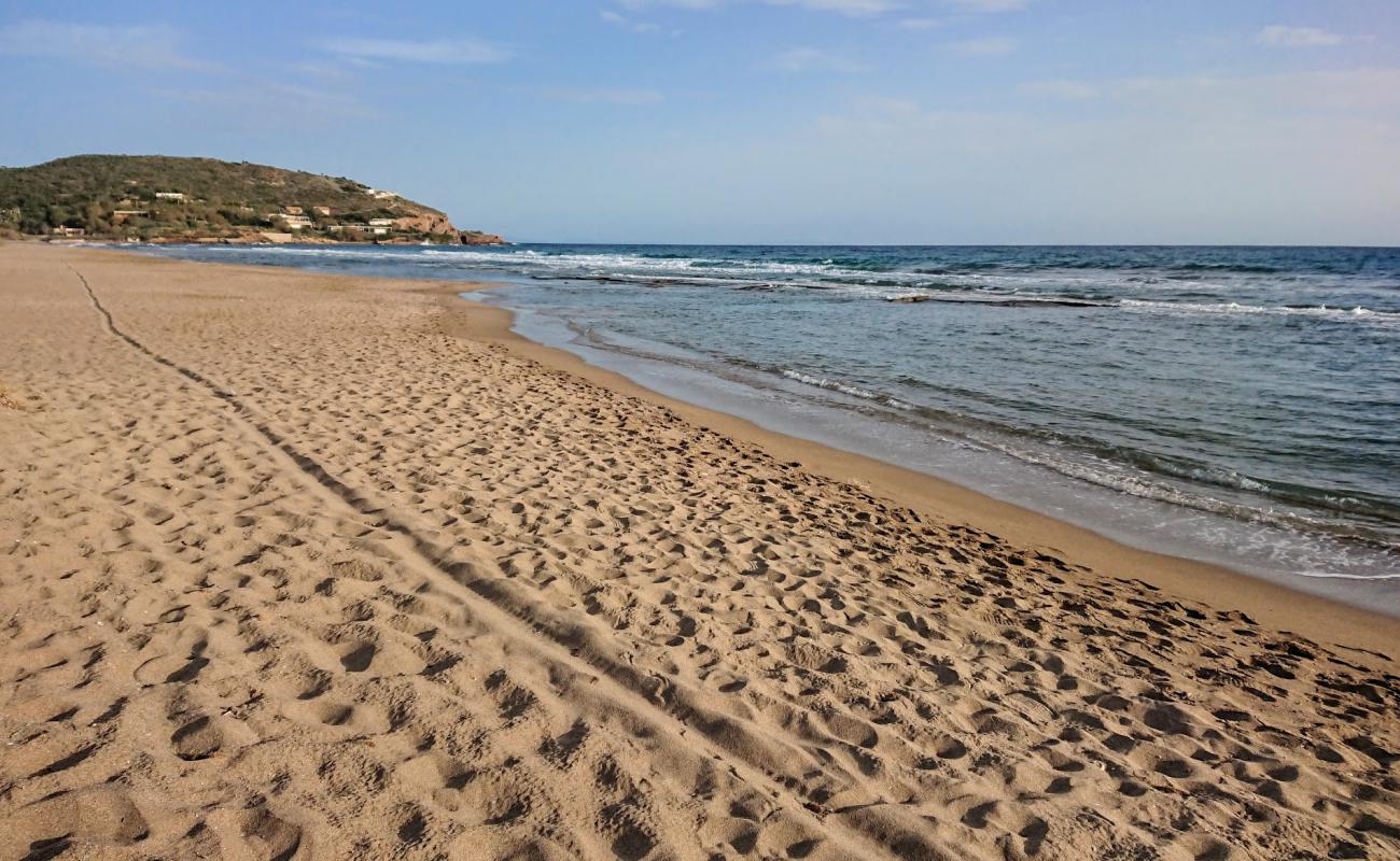 Foto af Legrena Beach med lys sand overflade