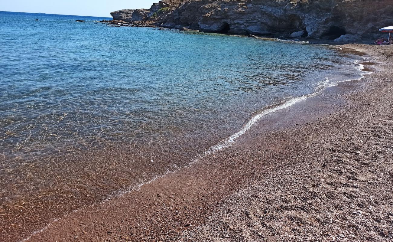 Foto af Port Arthur beach med brun fin sten overflade