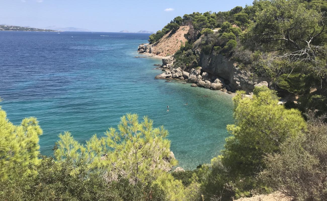 Foto af Spetses Beach med let sten overflade