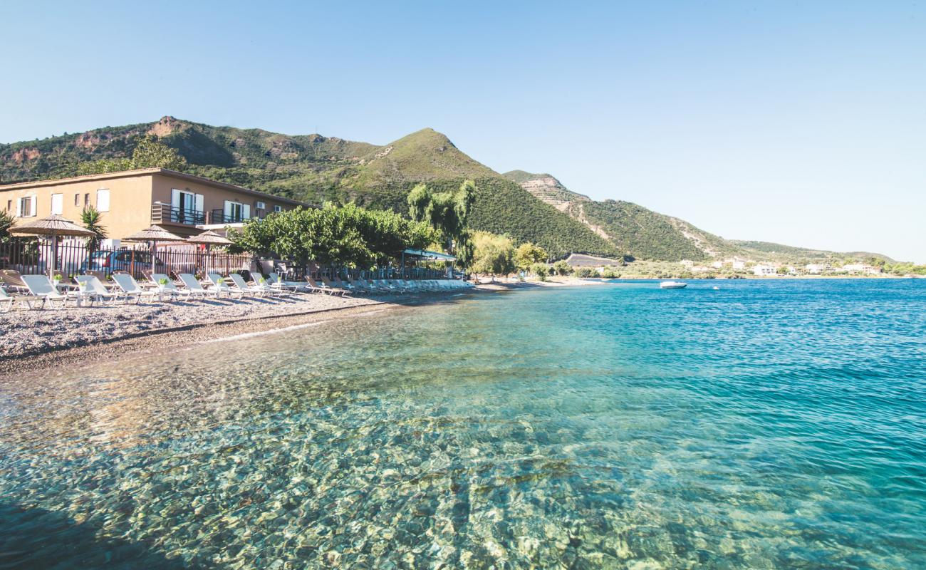 Foto af Agamemnonos beach med grå sten overflade