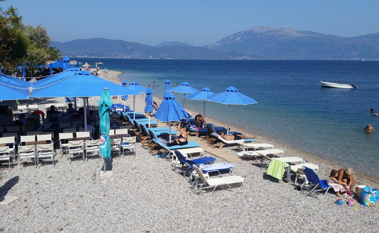 Foto af beach St. Basil med grå sten overflade