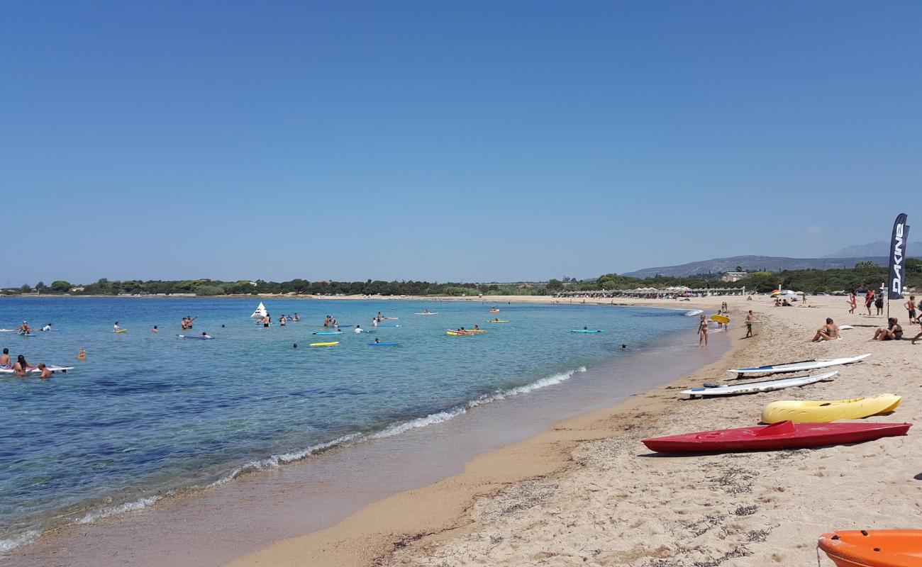 Foto af Paralia Lagkouvardos med brunt sand overflade