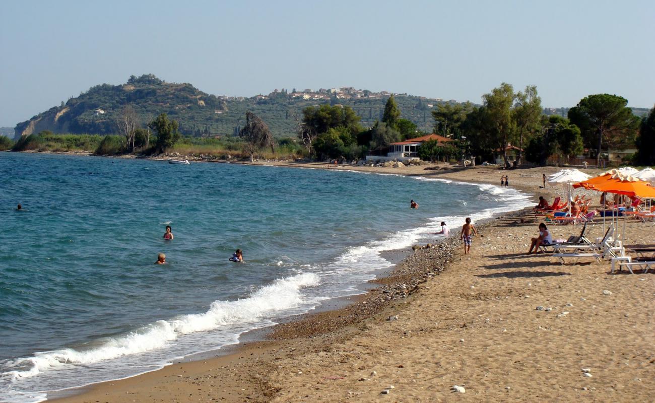 Foto af Agios Andreas beach med lys sand overflade