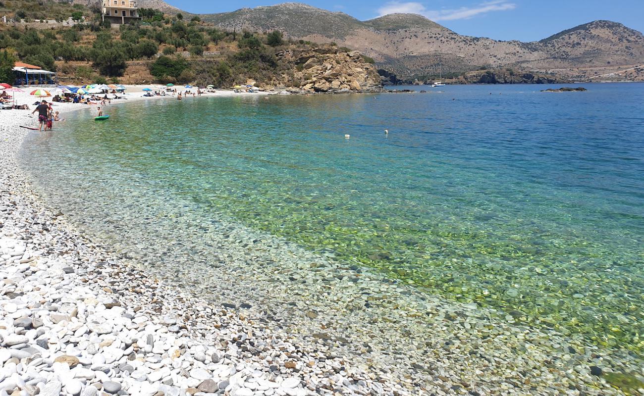 Foto af Vata beach med let fin sten overflade