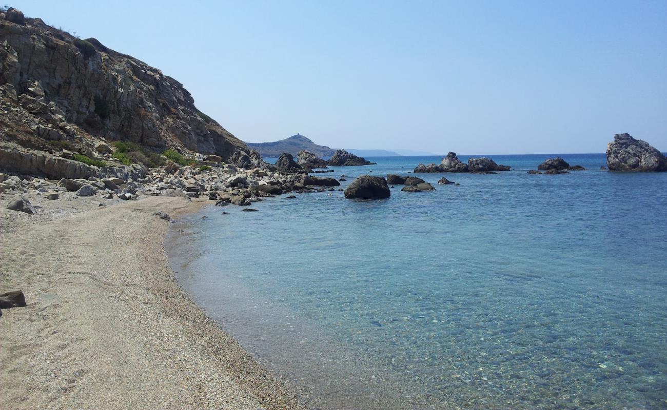 Foto af Platanias beach II med gråt sand og småsten overflade