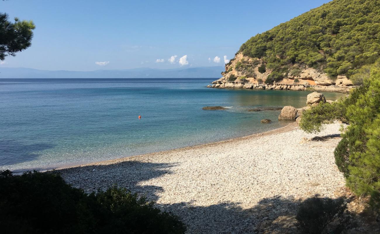 Foto af Spiaggia Kranidi med let sand og småsten overflade