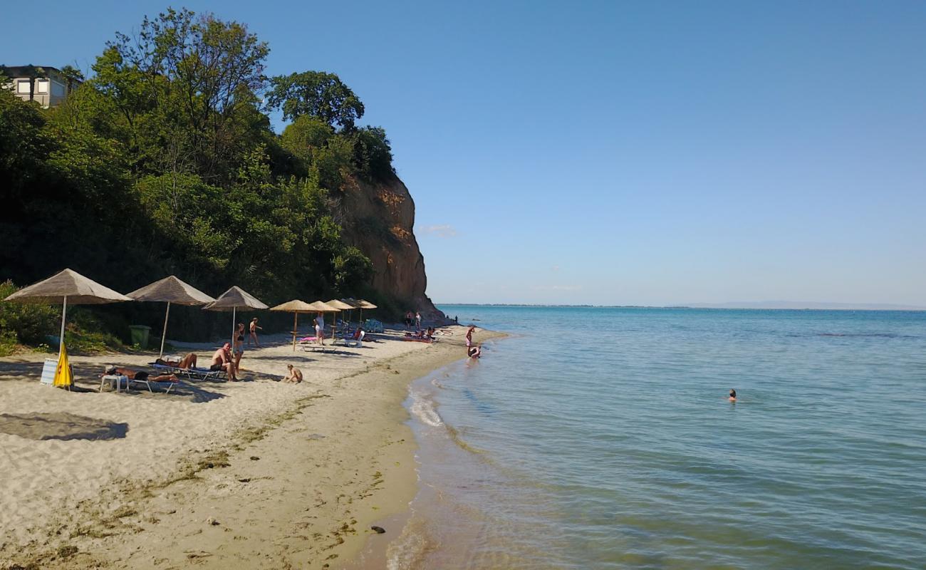 Foto af Agiannis beach med grå sand overflade