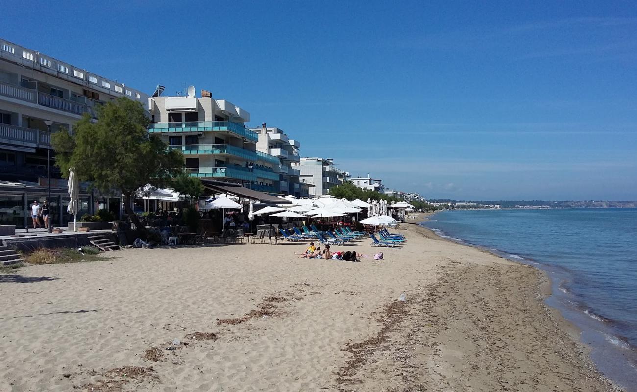 Foto af Mikra beach II med lys sand overflade