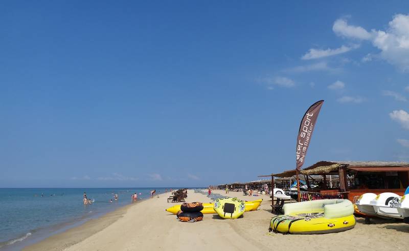 Foto af Sahara Strand med lys fint sand overflade