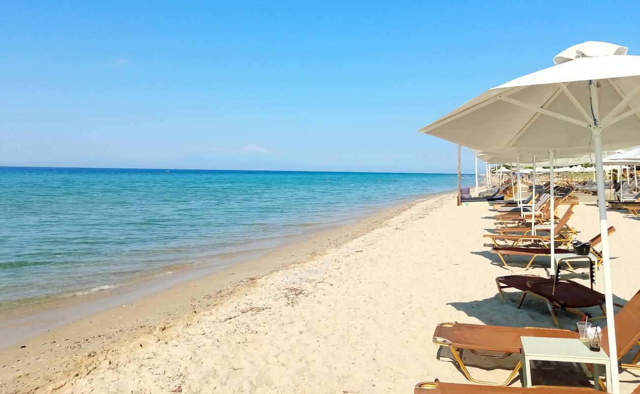 Foto af Flogita beach med lys sand overflade