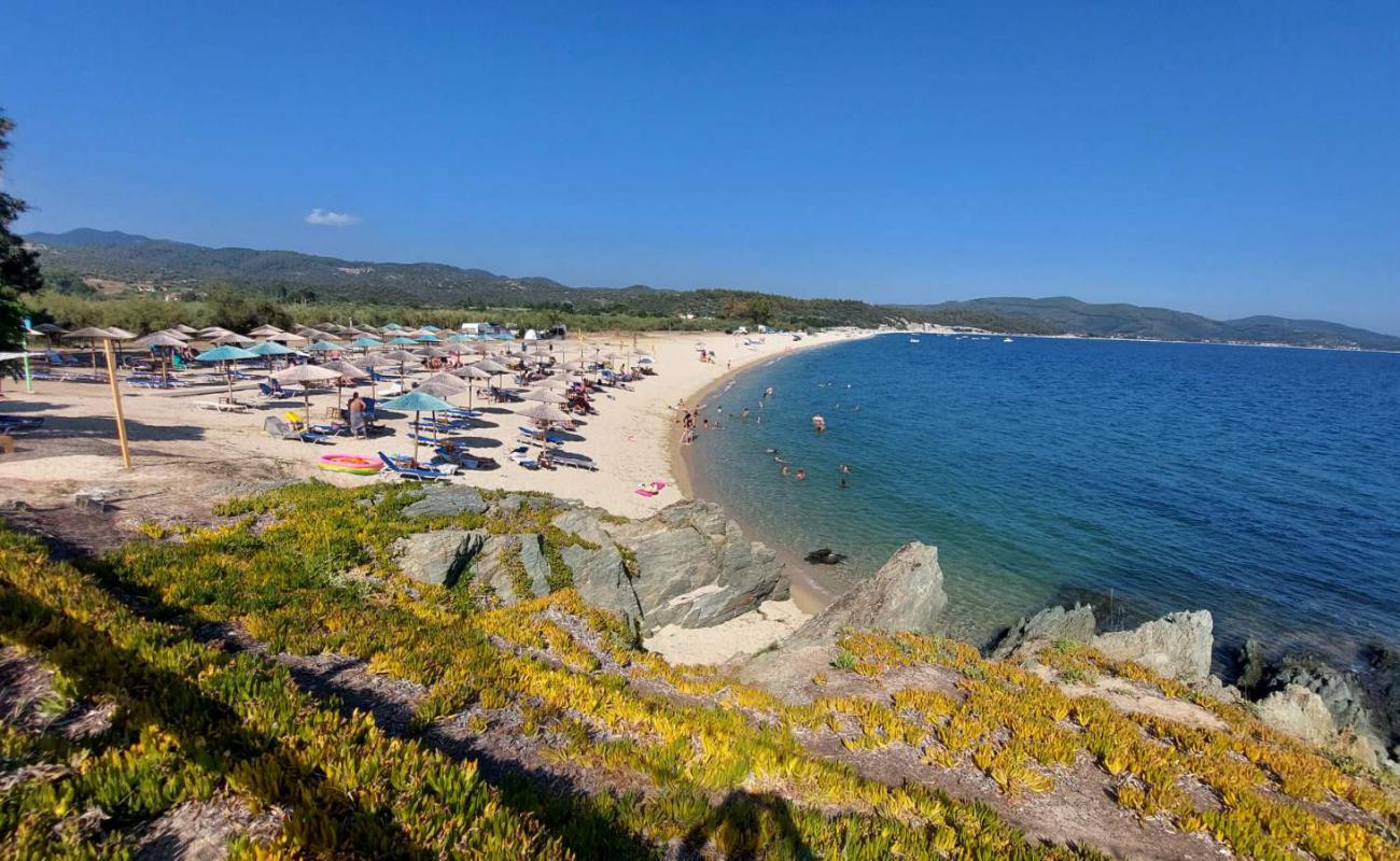 Foto af Tristinika beach med lys fint sand overflade