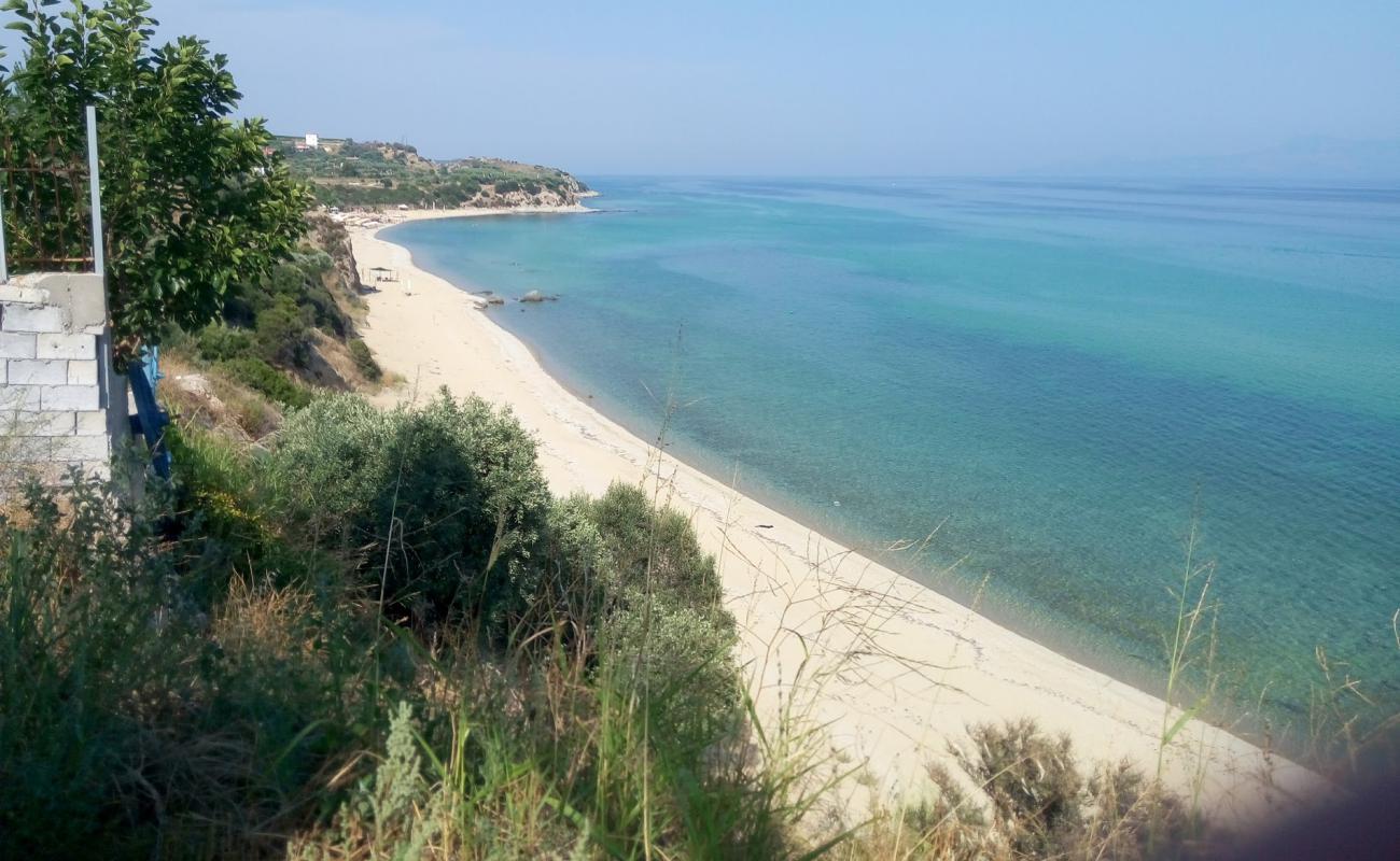 Foto af Kavala beach II med lys sand overflade