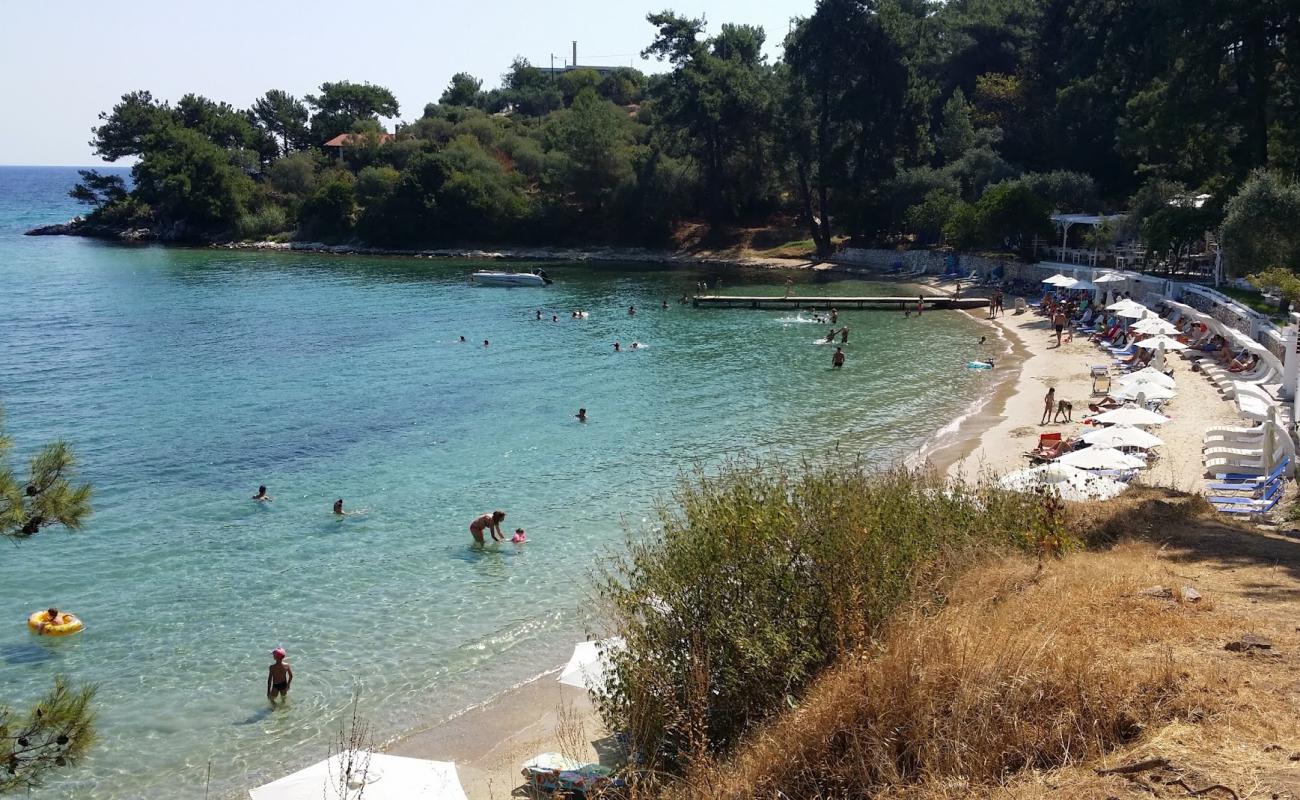 Foto af Papalimani beach med hvidt fint sand overflade