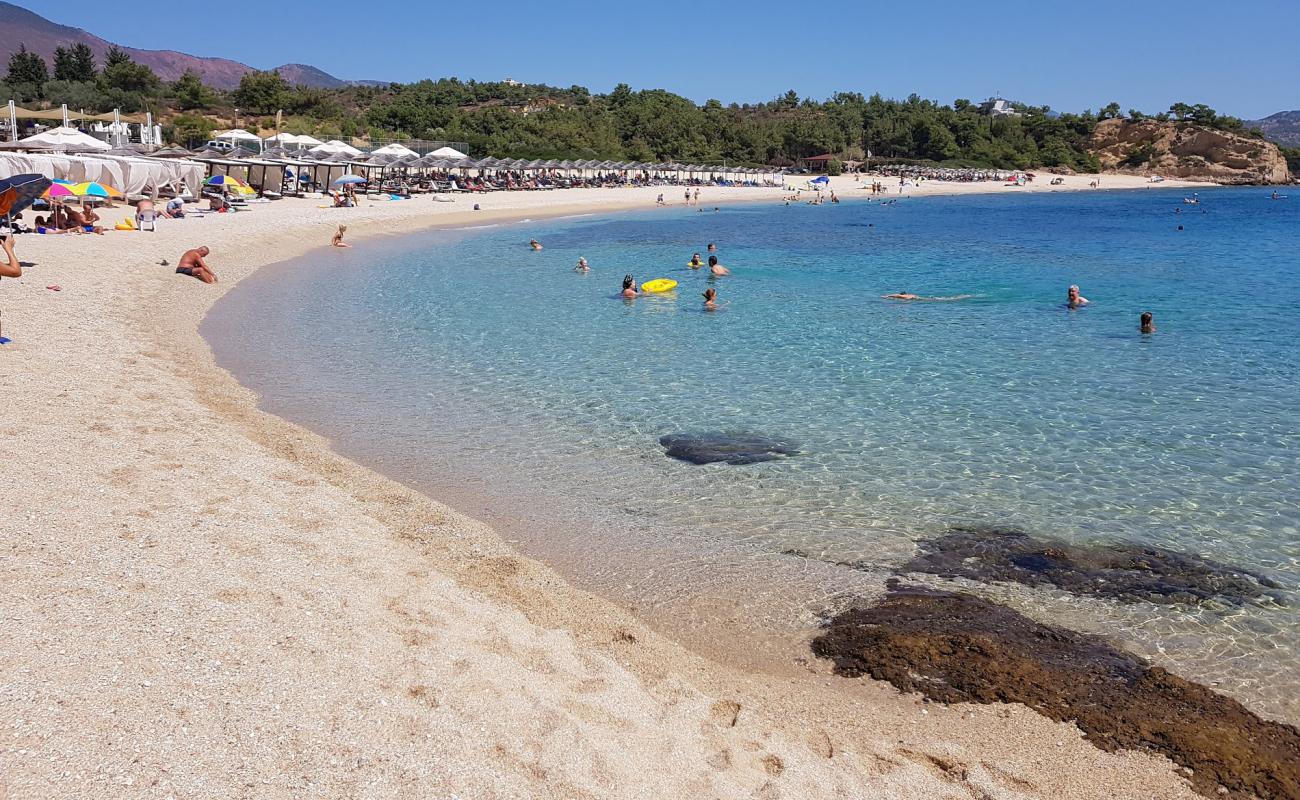 Foto af Trypiti beach med let fin sten overflade