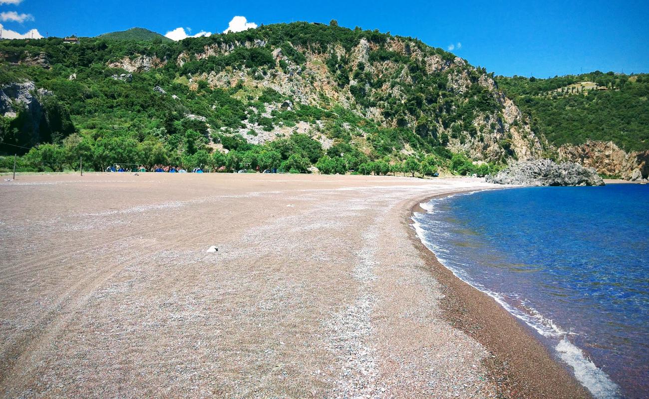 Foto af Limnionas beach med grå fin sten overflade