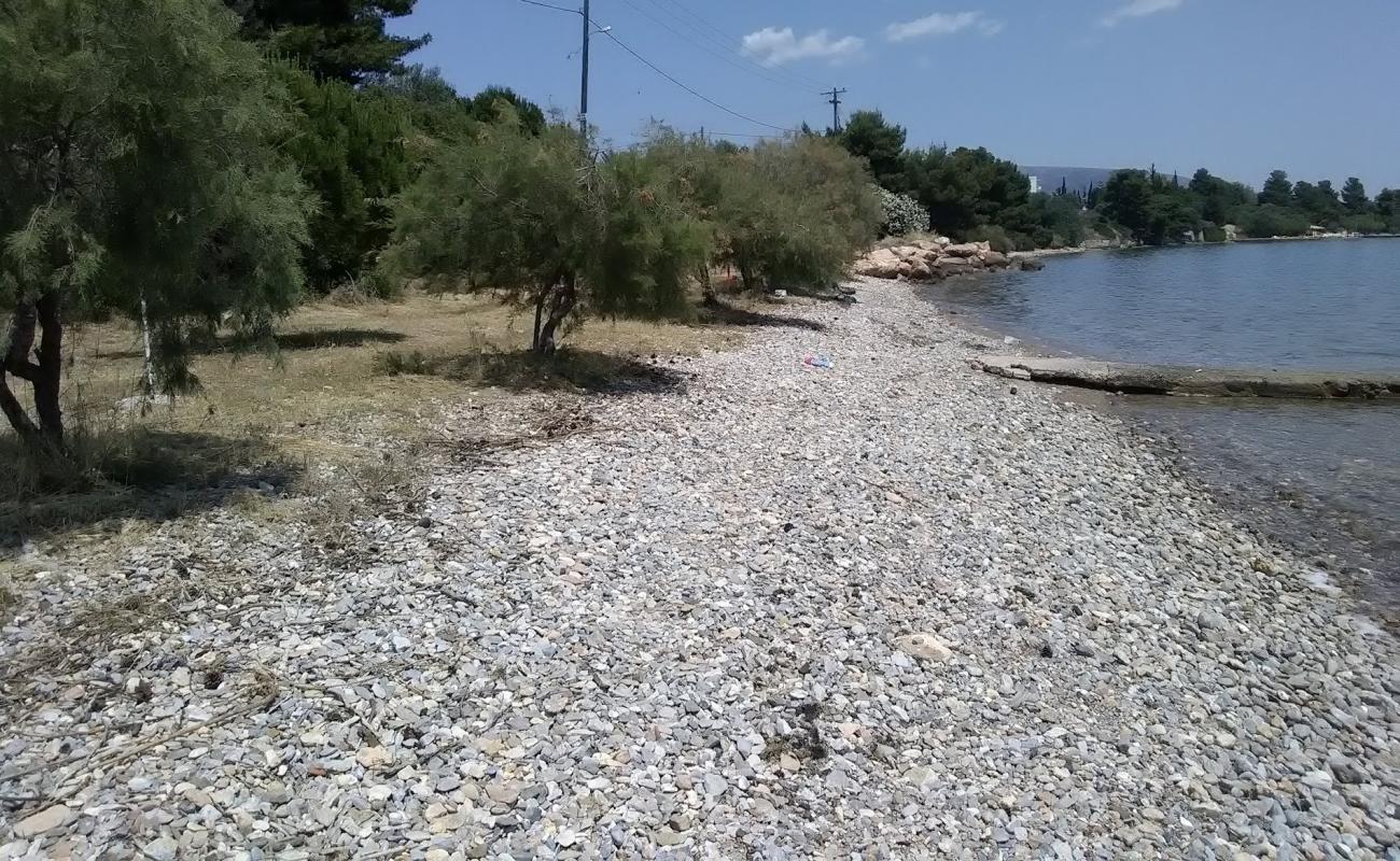 Foto af Magoula beach med grå sten overflade