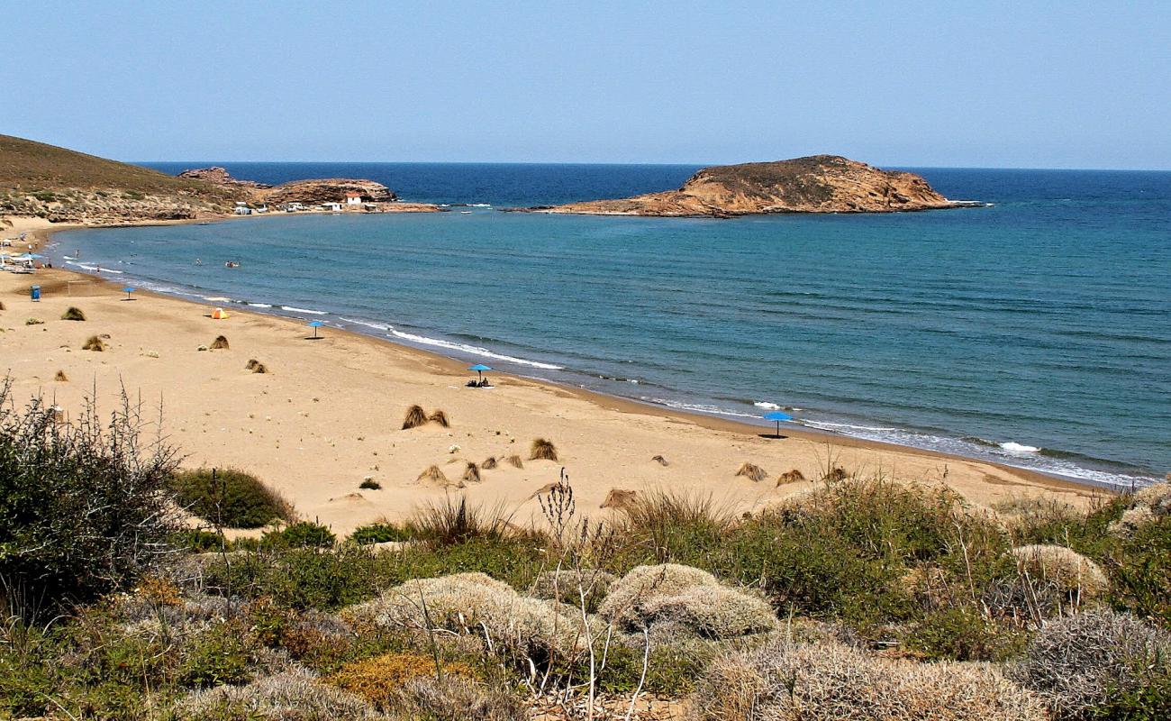 Foto af Gomati beach med fin brunt sand overflade