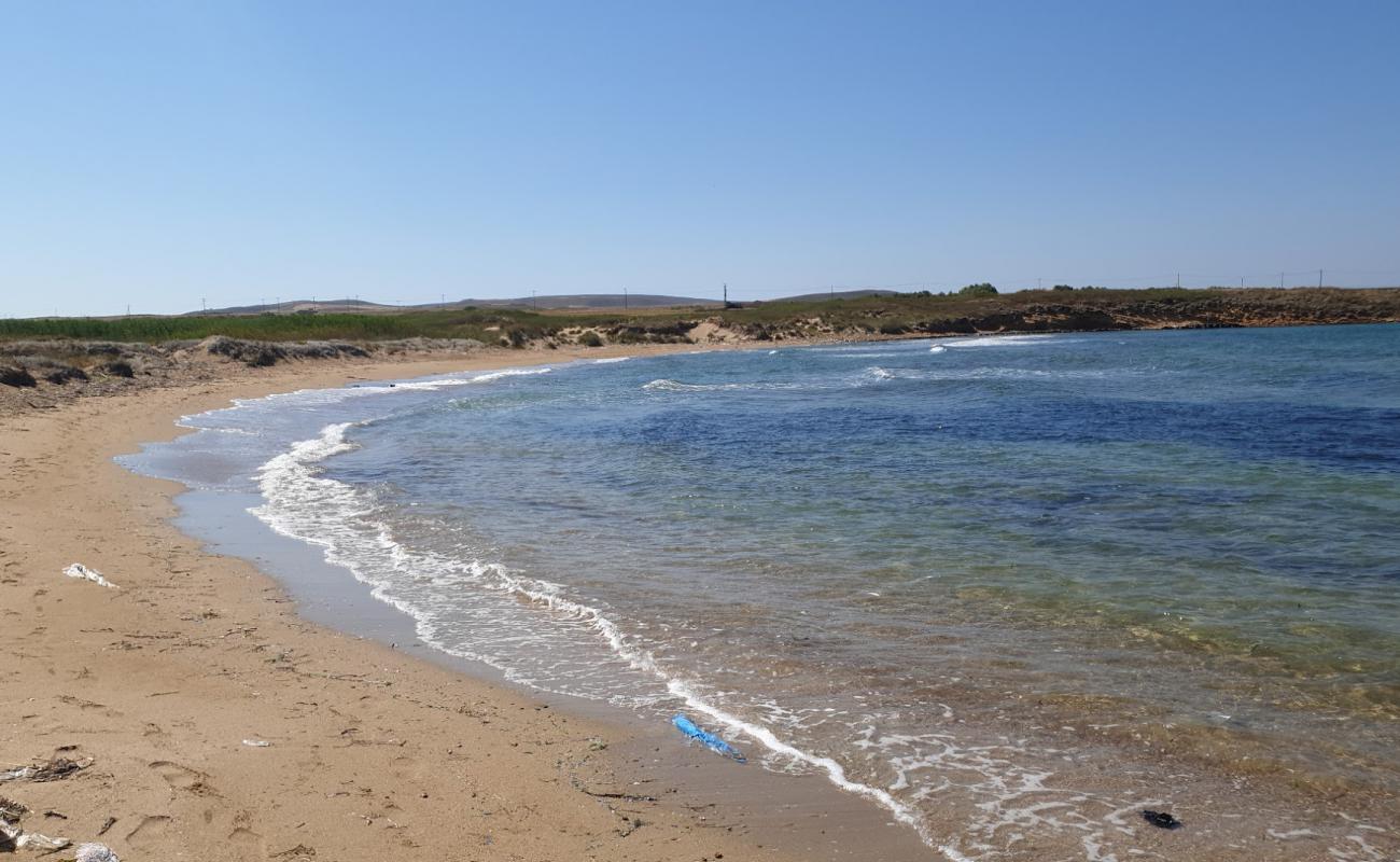 Foto af Agios Ermolaos beach II med brunt sand overflade