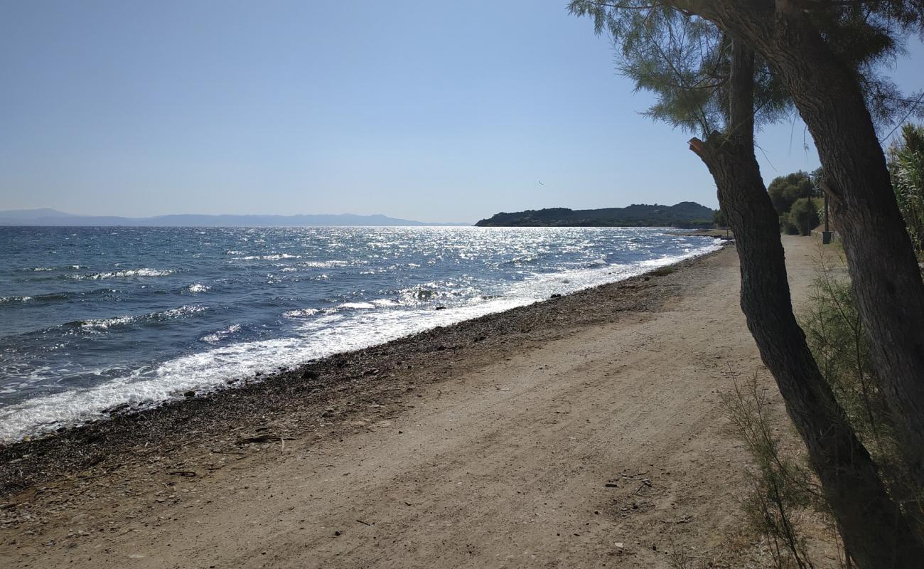 Foto af Kanoni beach med let sand og småsten overflade