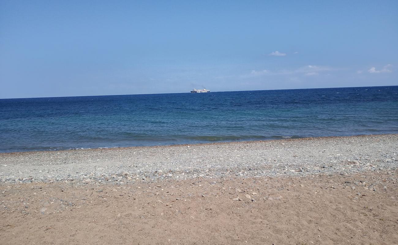 Foto af Limnidi beach med let sand og småsten overflade