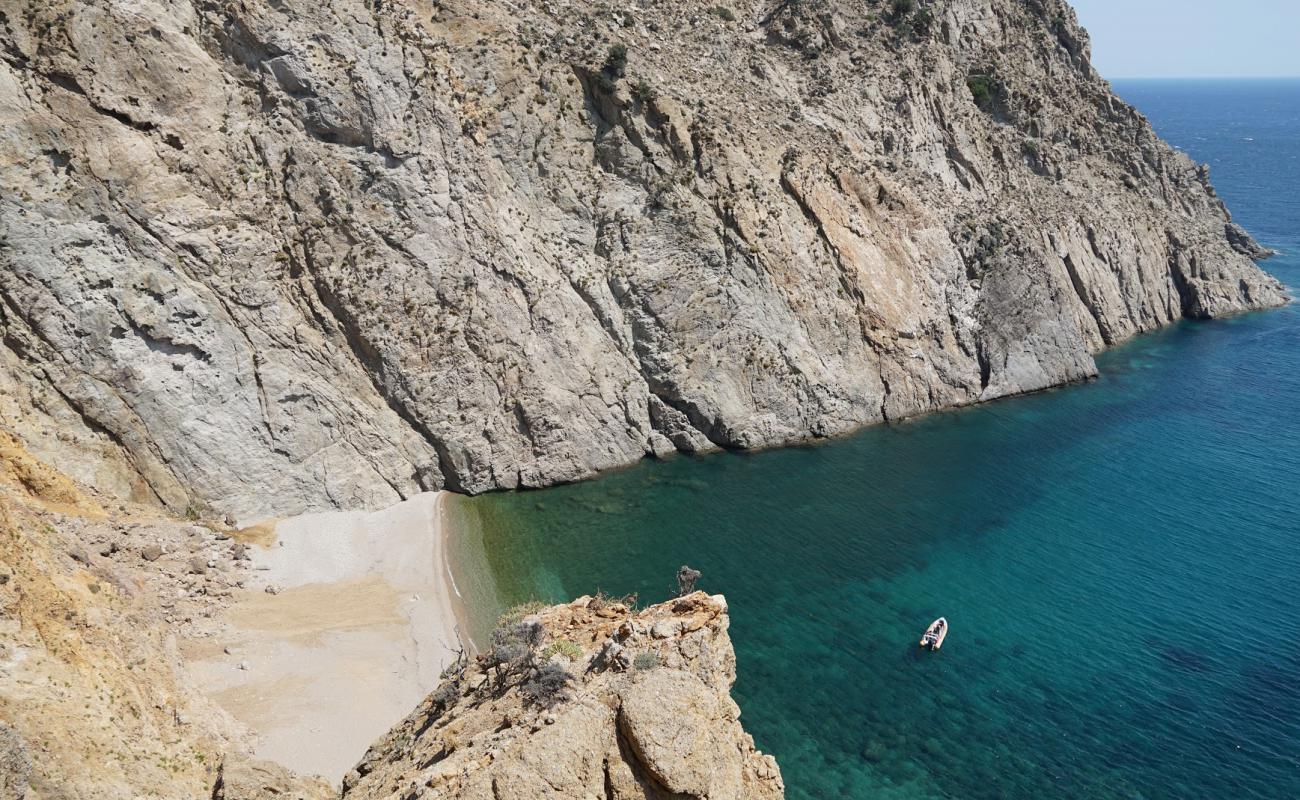 Foto af Katarti beach med let fin sten overflade