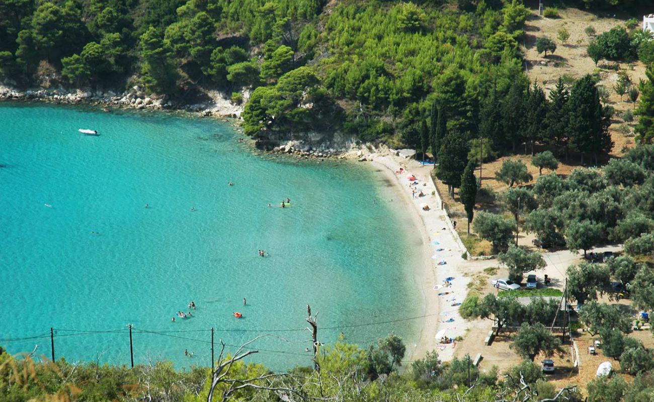 Foto af George Gialos beach med let sten overflade