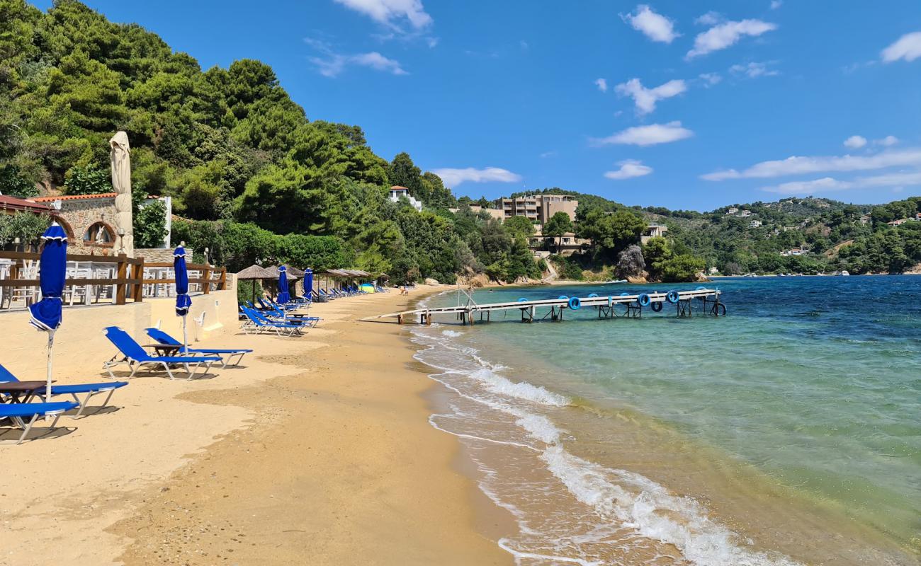 Foto af Kanapitsa beach med lys sand overflade