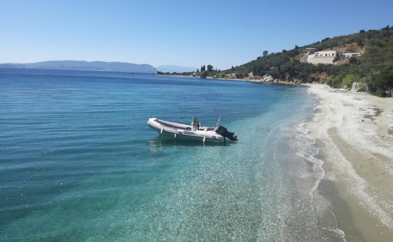 Foto af Kalyves beach med let sand og småsten overflade