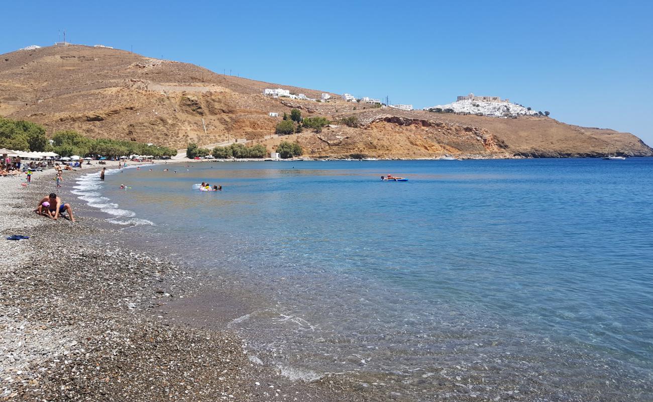 Foto af Livadia Strand med let fin sten overflade