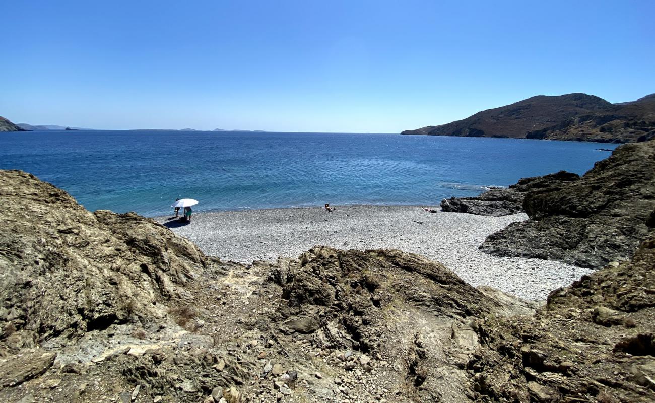 Foto af Tzanakia beach med let fin sten overflade