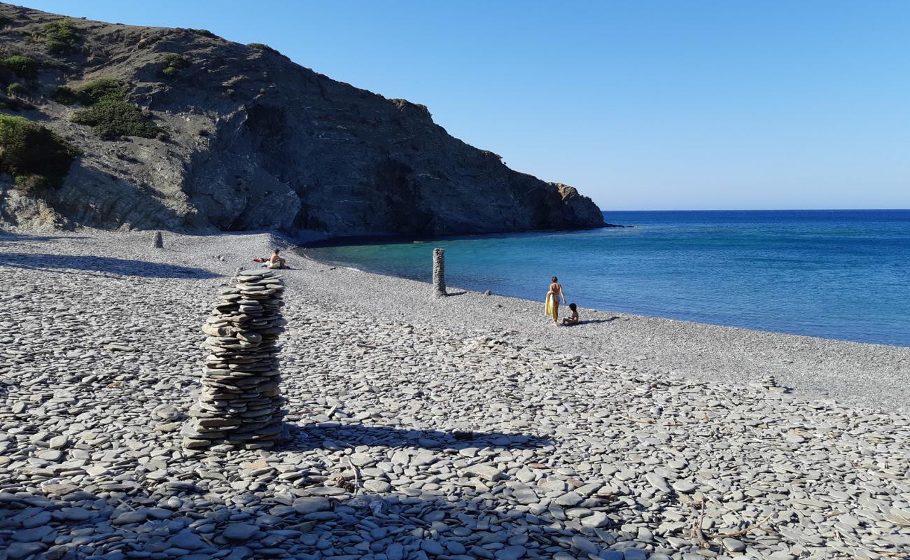 Foto af Papa Minas Beach med grå sten overflade