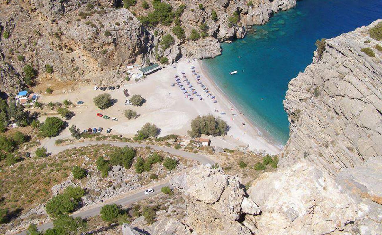 Foto af Achata beach med let fin sten overflade