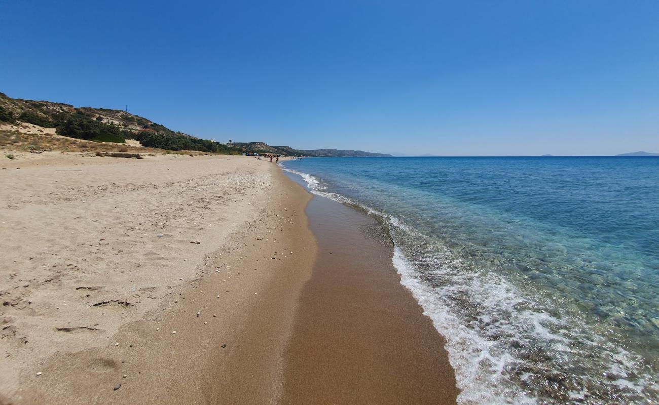 Foto af Lagada Beach med lys sand overflade