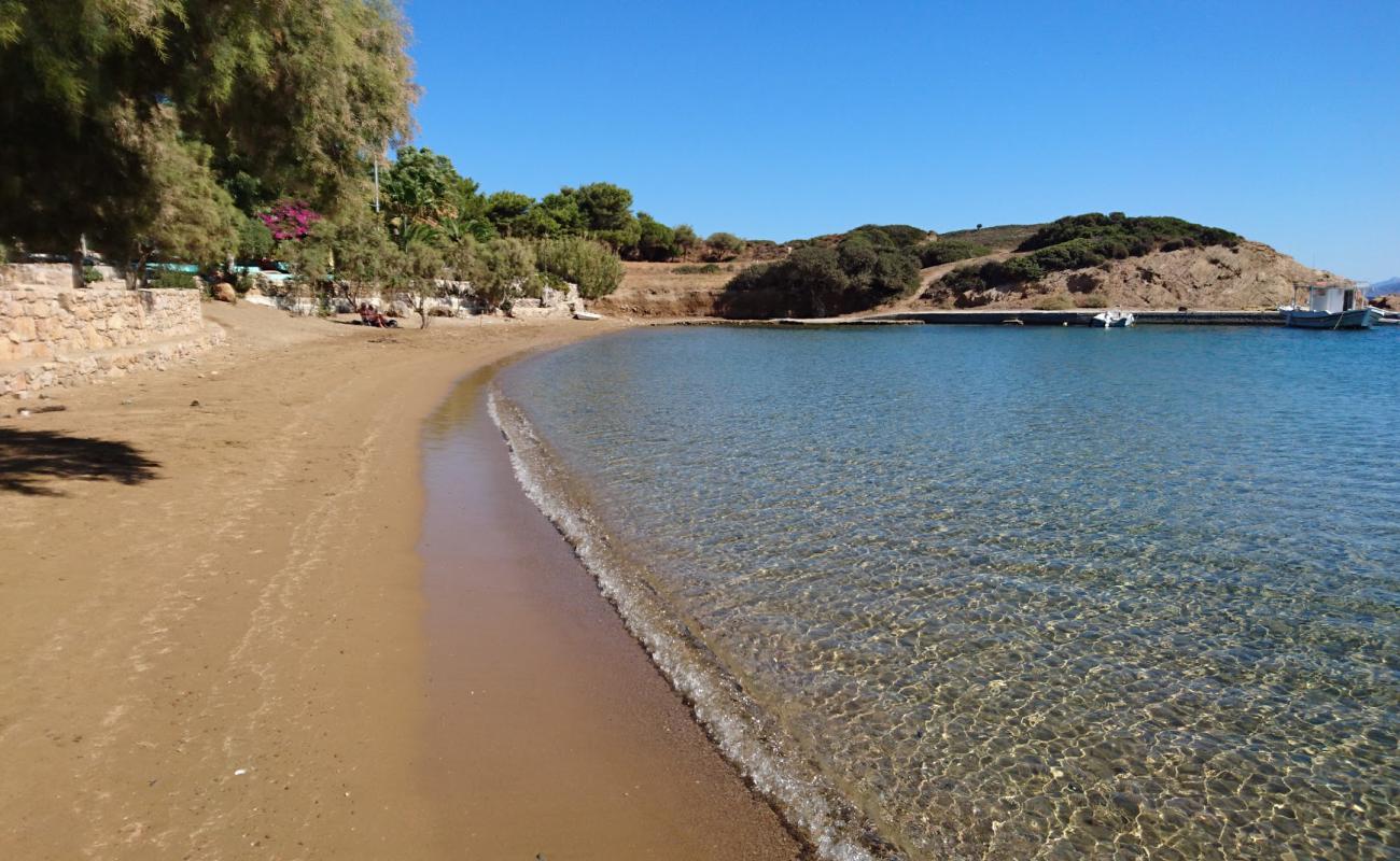 Foto af Katsadia med let sand og småsten overflade