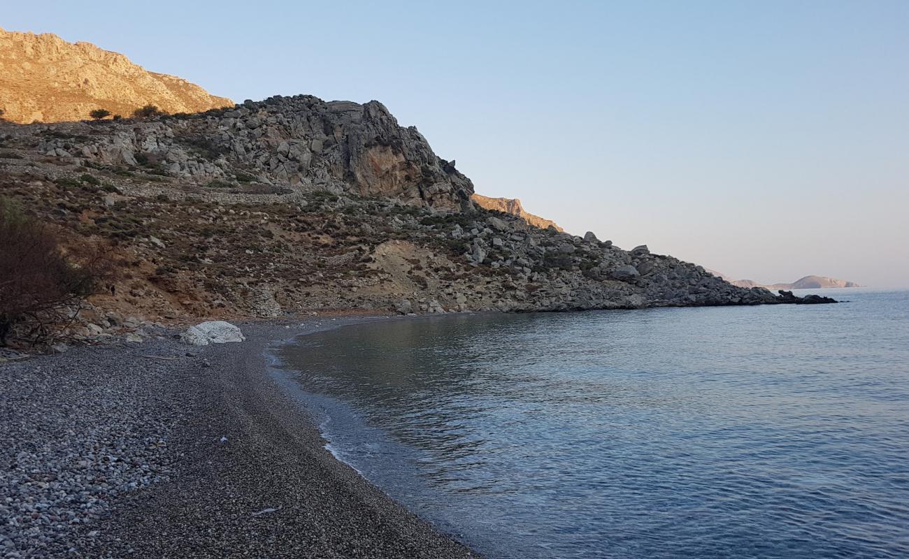 Foto af Despoti Nero Beach med let sten overflade