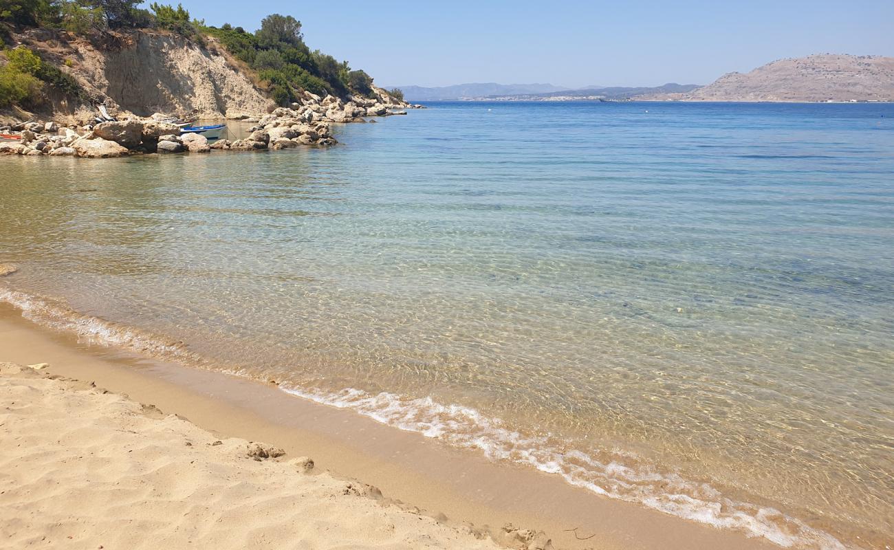 Foto af Kavos Strand med lys sand overflade