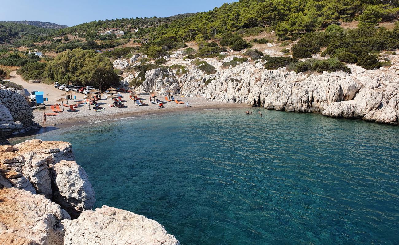 Foto af Kopria Beach med let fin sten overflade