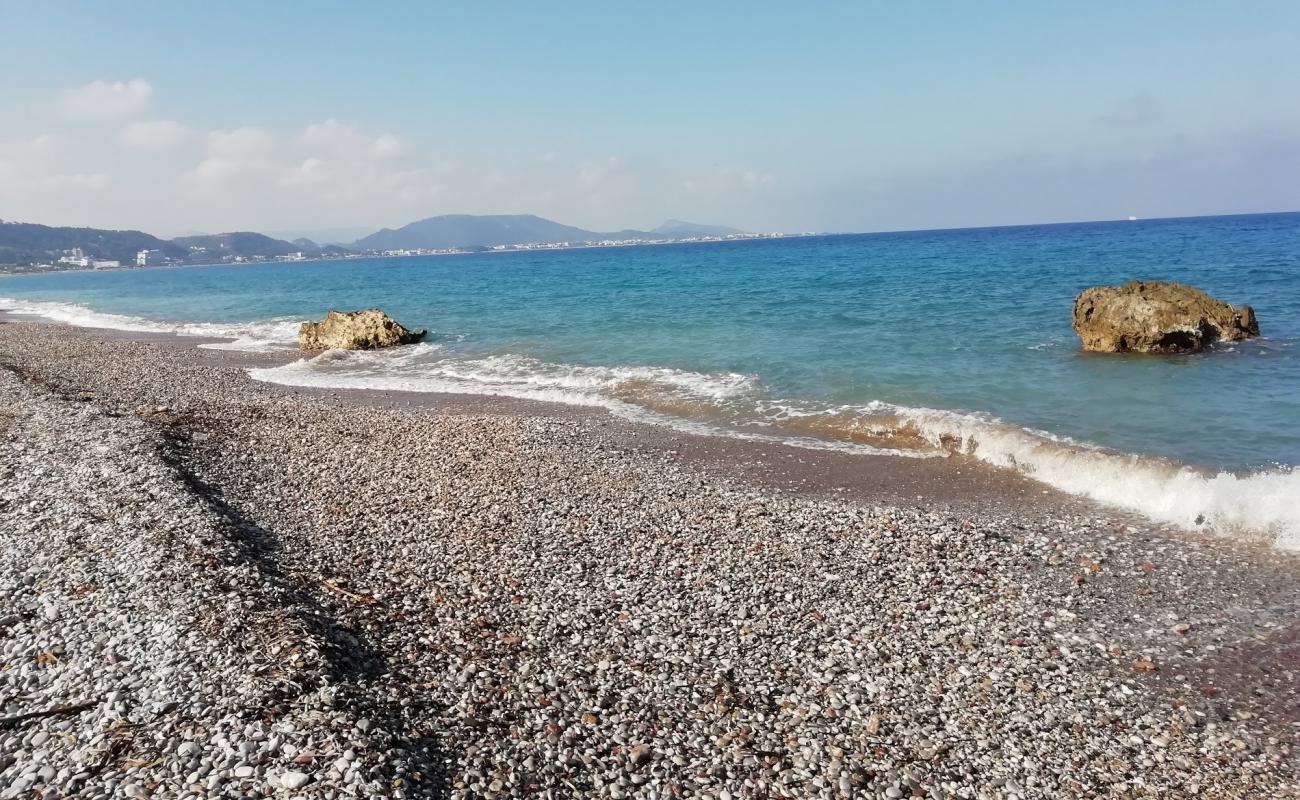 Foto af Kato Petres Beach med let fin sten overflade