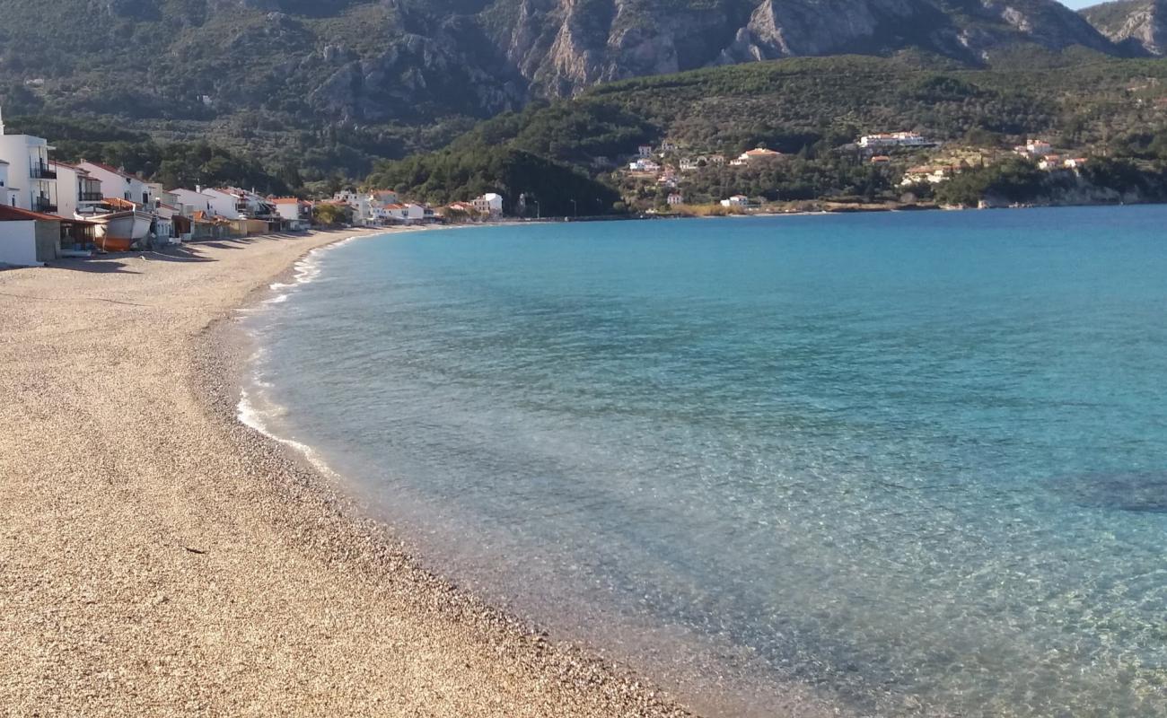 Foto af Paralia Kokkari med let sten overflade