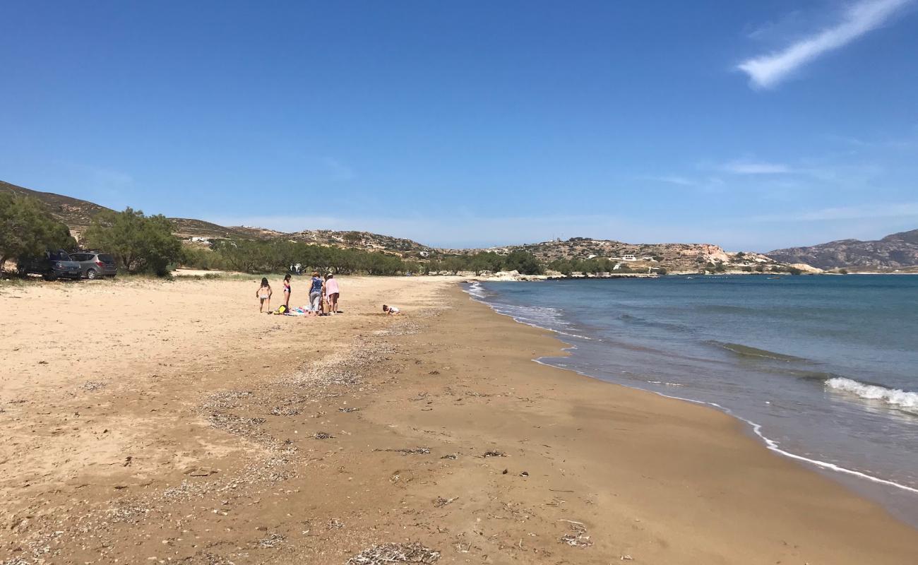 Foto af Paralia Mponatsa med lys sand overflade