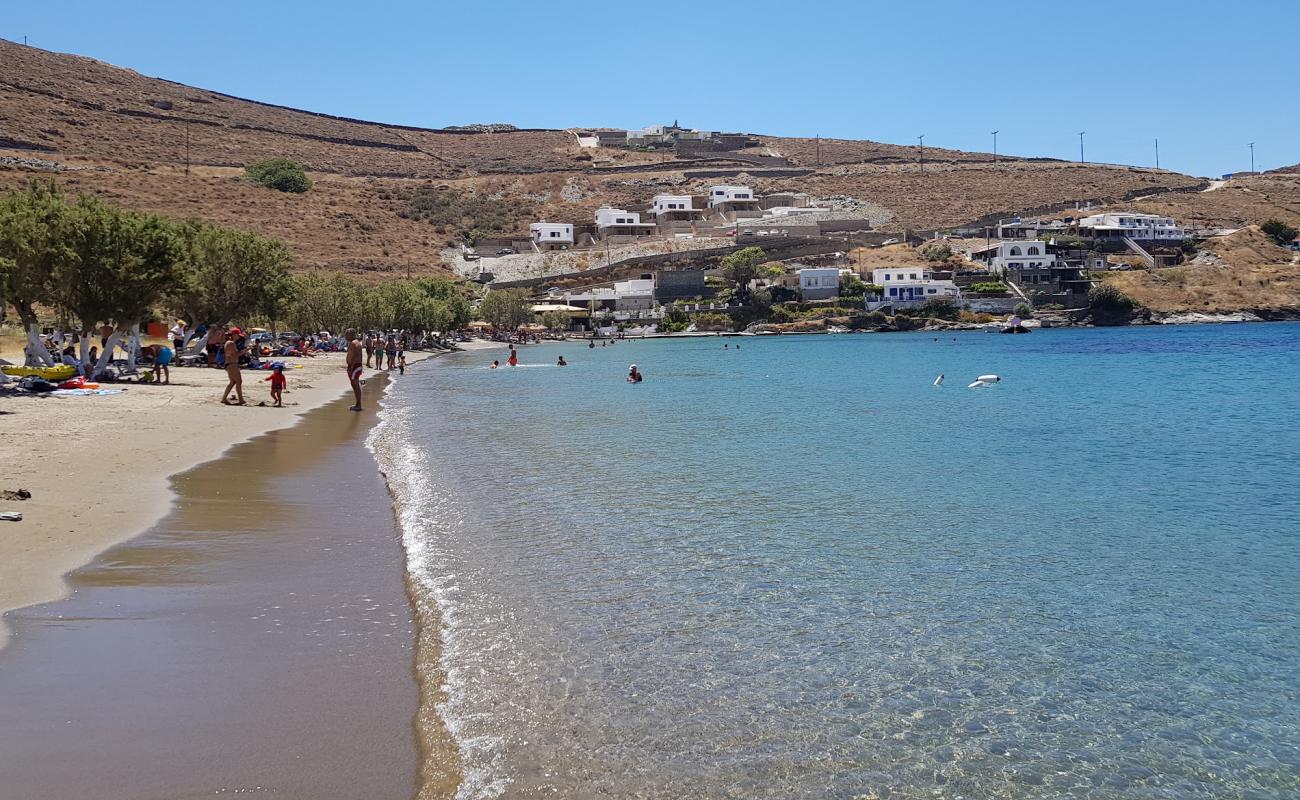 Foto af Episkopi beach med lys sand overflade