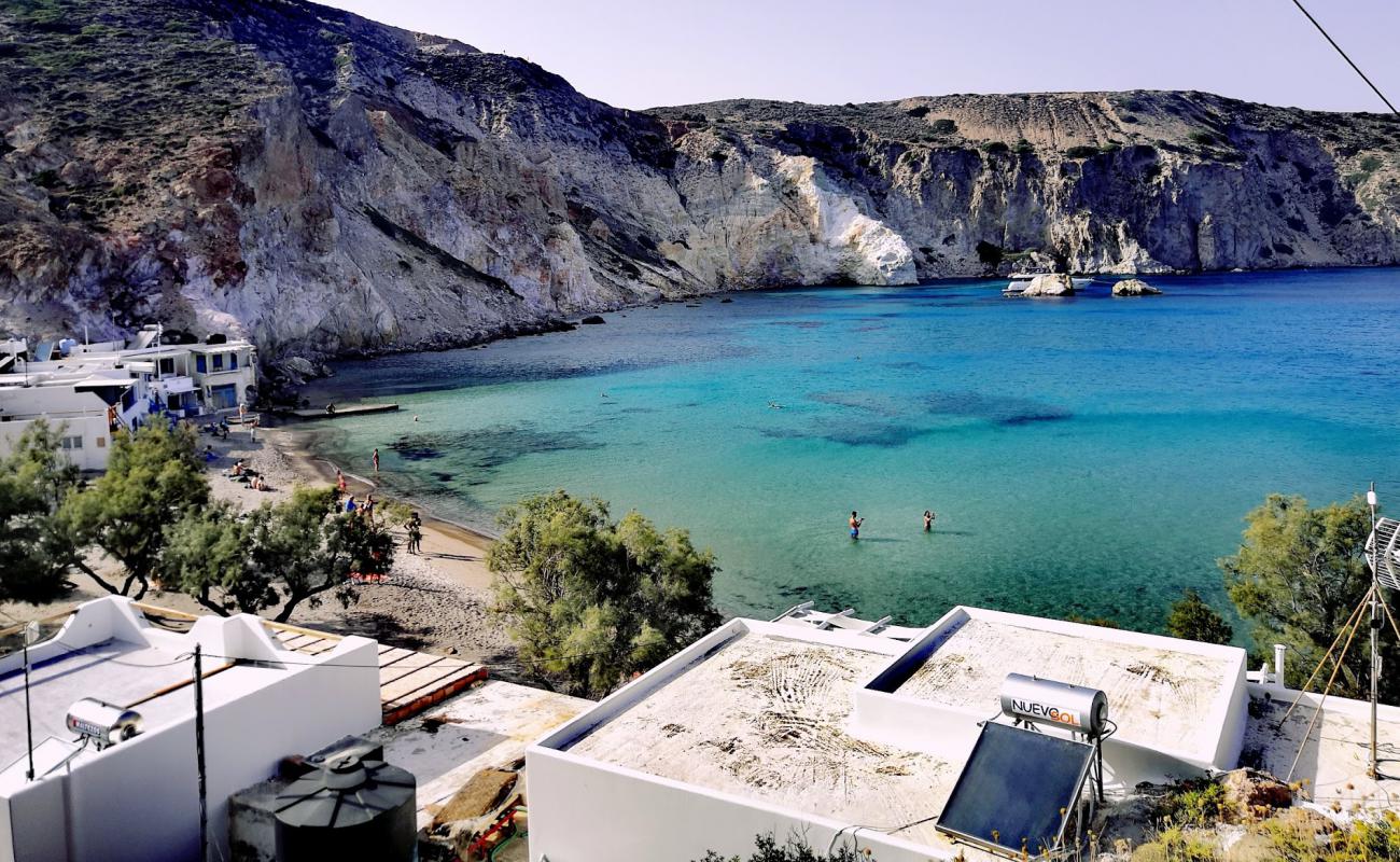 Foto af Firopotamos beach med let sand og småsten overflade