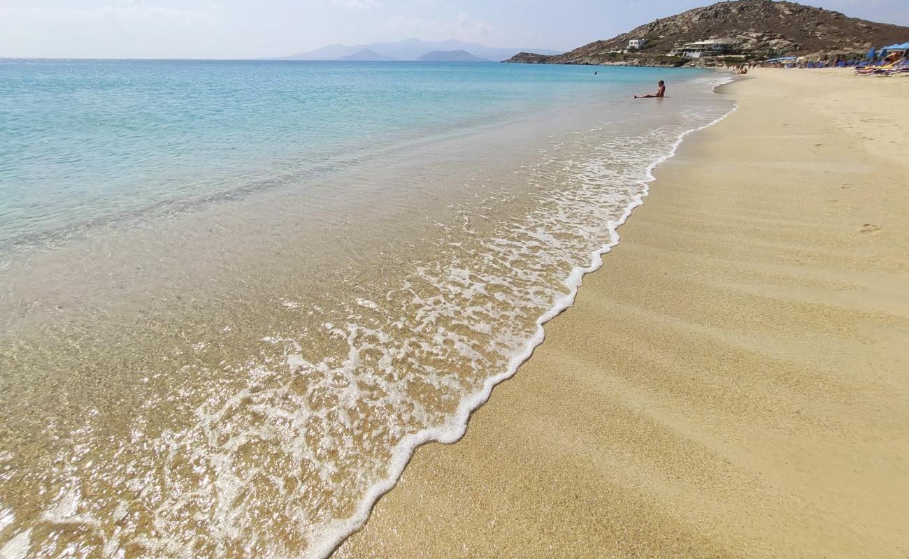 Foto af Agios Prokopios Strand med lys fint sand overflade