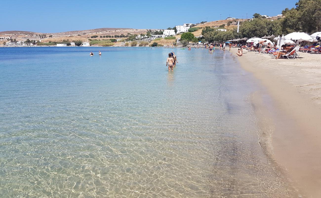 Foto af Livadia beach med lys sand overflade