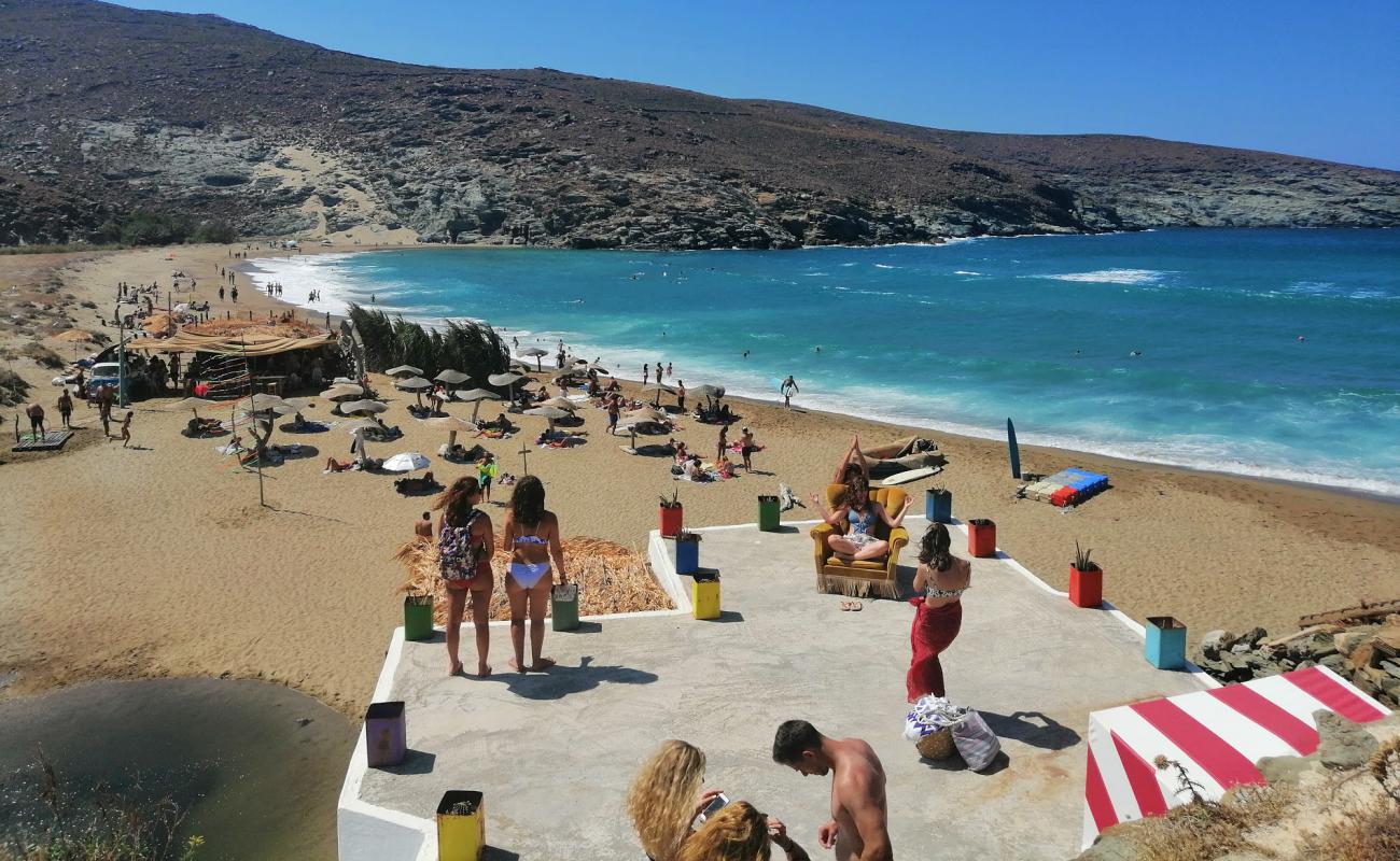 Foto af Kolimvithra Strand med lys sand overflade