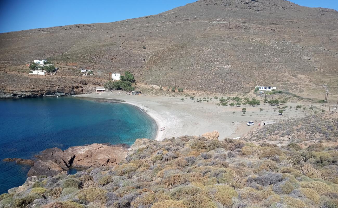 Foto af Paralia Agapiani med let sand og småsten overflade