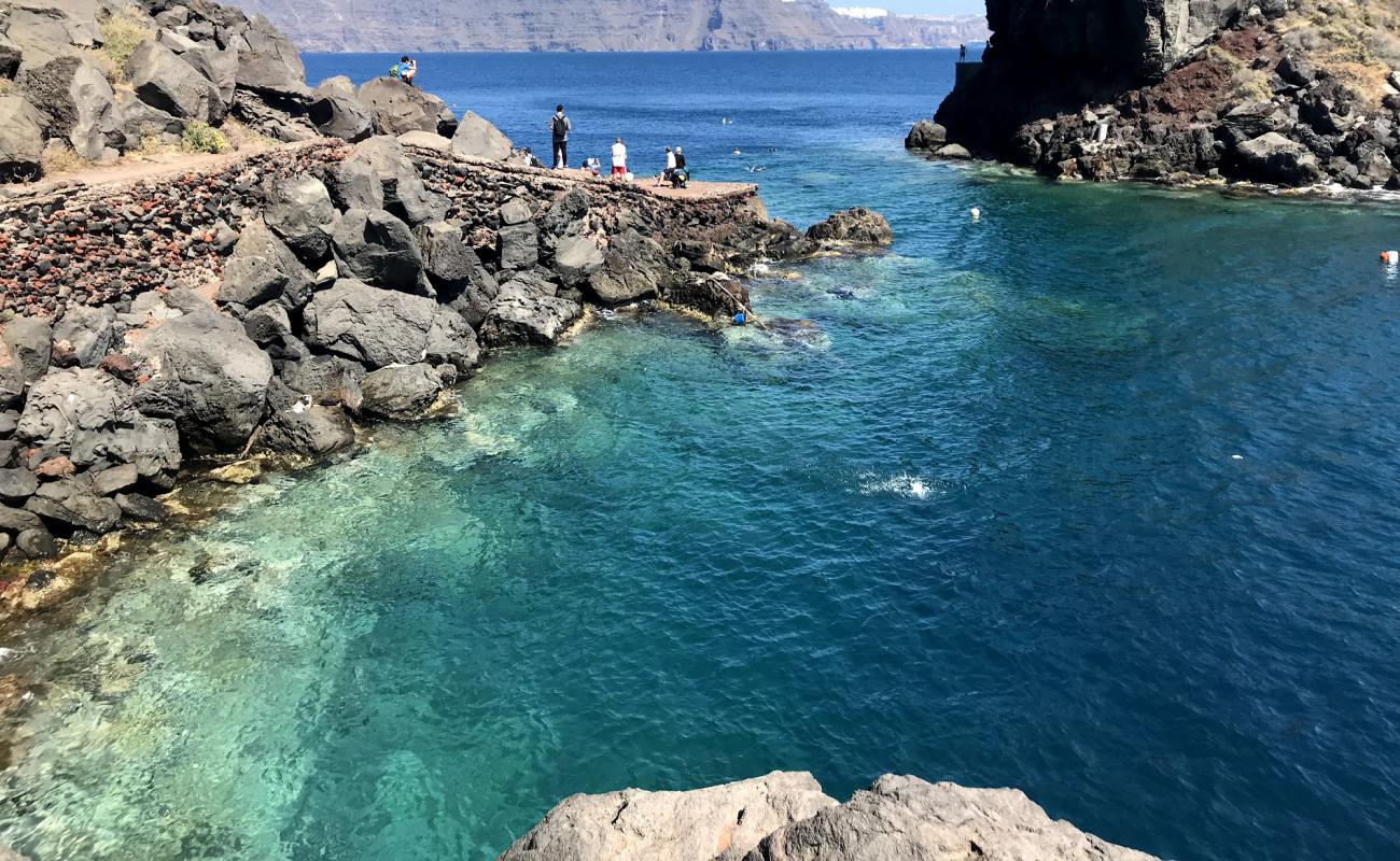 Foto af Ammoudi beach med sten overflade