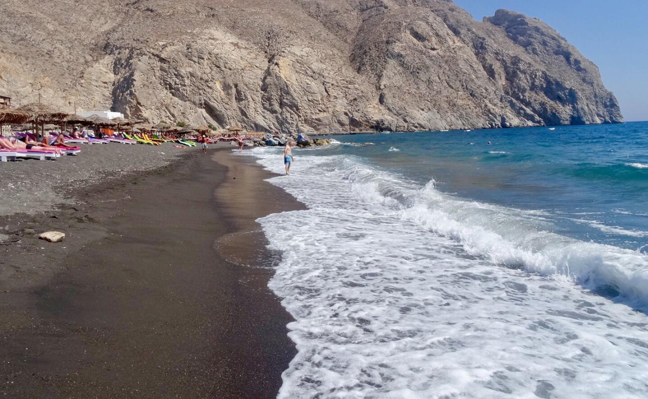 Foto af Perissa Strand med gråt sand og småsten overflade